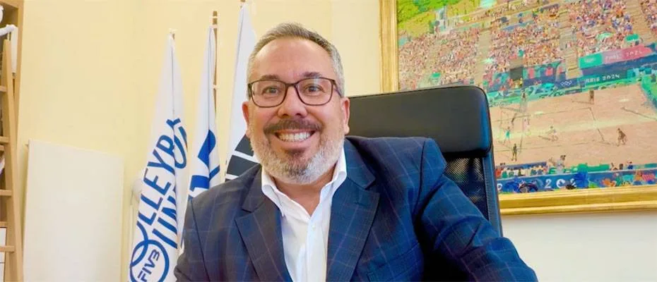 FIVB Başkanı Azevedo’dan Alanya’ya övgü