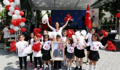 Berlin Başkonsolosluğu’nda 23 Nisan ve 19 Mayıs Coşkusu