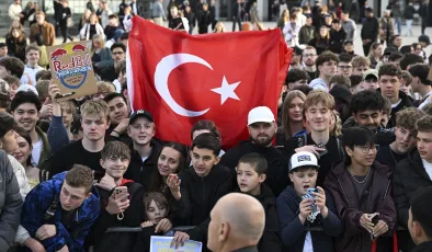 Arda Saatçi Berlin’de Kahraman Gibi Karşılandı