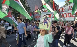 Berlin’de Filistin’e destek gösterisi düzenlendi
