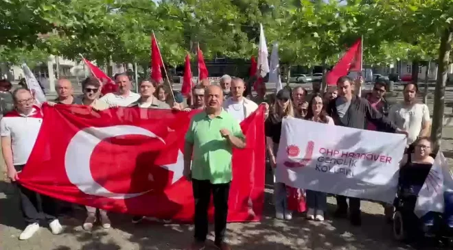 Hannover’de CHP’li Gençlerden “Geri Adım Yok” Buluşması