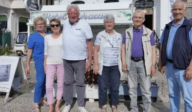 İzmir’de sezon açıldı, ilk yabancı turist grupları geldi