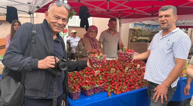 Menemen Emiralem Çilek Festivali Gönülleri Fethetti