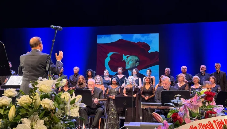 Berlin’de Türk Sanat Müziği Korosundan 25. Yıla Yakışan Muhteşem Konser