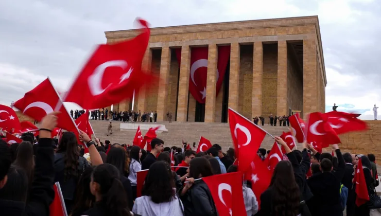 19 Mayıs Atatürk’ü Anma, Gençlik ve Spor Bayramı kutlanıyor