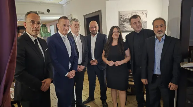 Münih Türk Basınının Duayeni Orhan Tinengin Saygıyla Anıldı