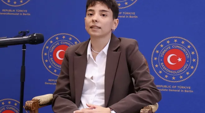 Türkolog Iraz Gülbay:“Dil, varlığın evidir”
