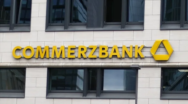 Almanya, İtalyan UniCredit’in Commerzbank’ı satın alma teklifini resmen reddetti