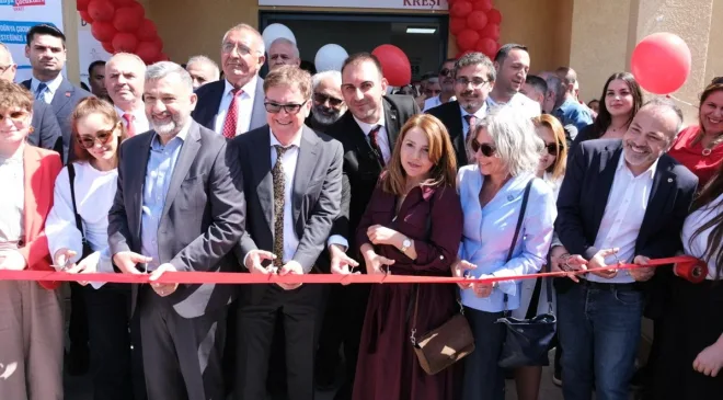 Defne’de Çocuklara Bayram Hediyesi: Dünya Çocukları Kreşi Hizmete Açıldı
