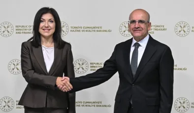 Bakan Şimşek, Almanya Ekonomi ve Enerji Bakanı Reiche ile bir araya geldi