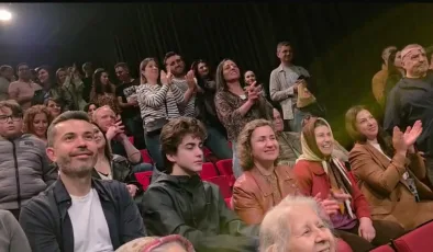 Sezon Finalinde Kahkaha ve Alkış Bir Aradaydı