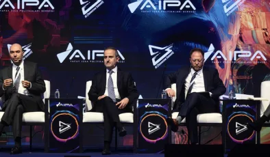 Yapay zekanın e-ticaret uygulamalarına etkisi ele alındı